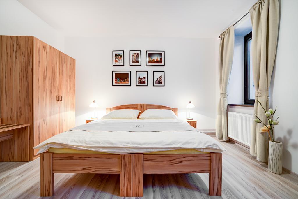 Penzion Kralovska Cesta Brno Rom bilde