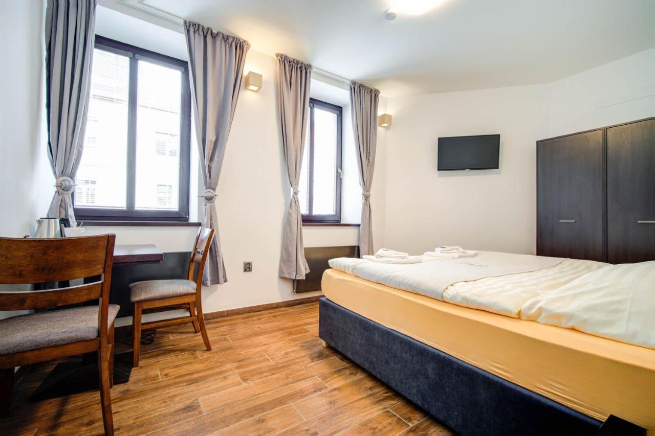 Penzion Kralovska Cesta Brno Eksteriør bilde
